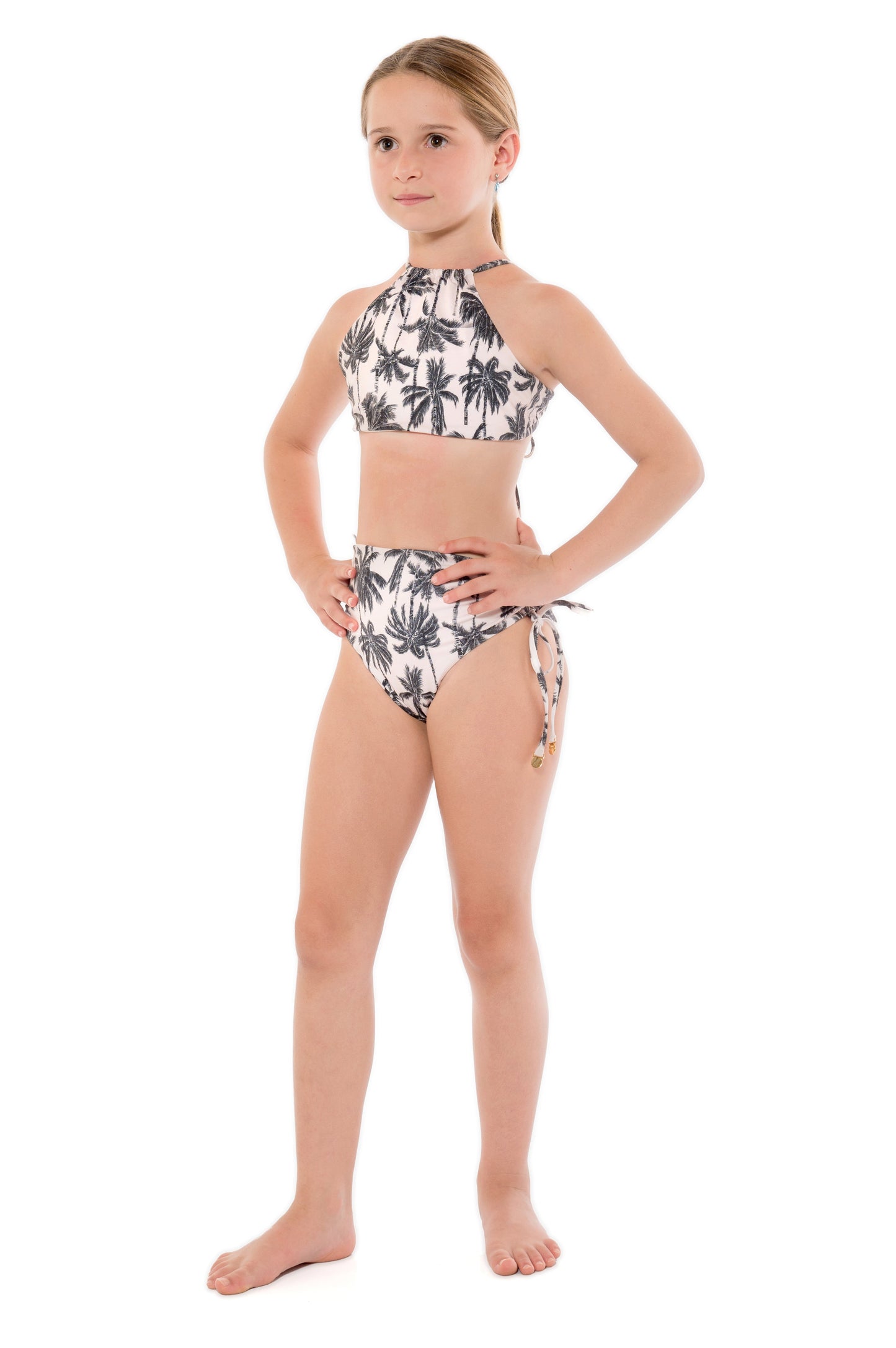 Top Elara Niña Black and White