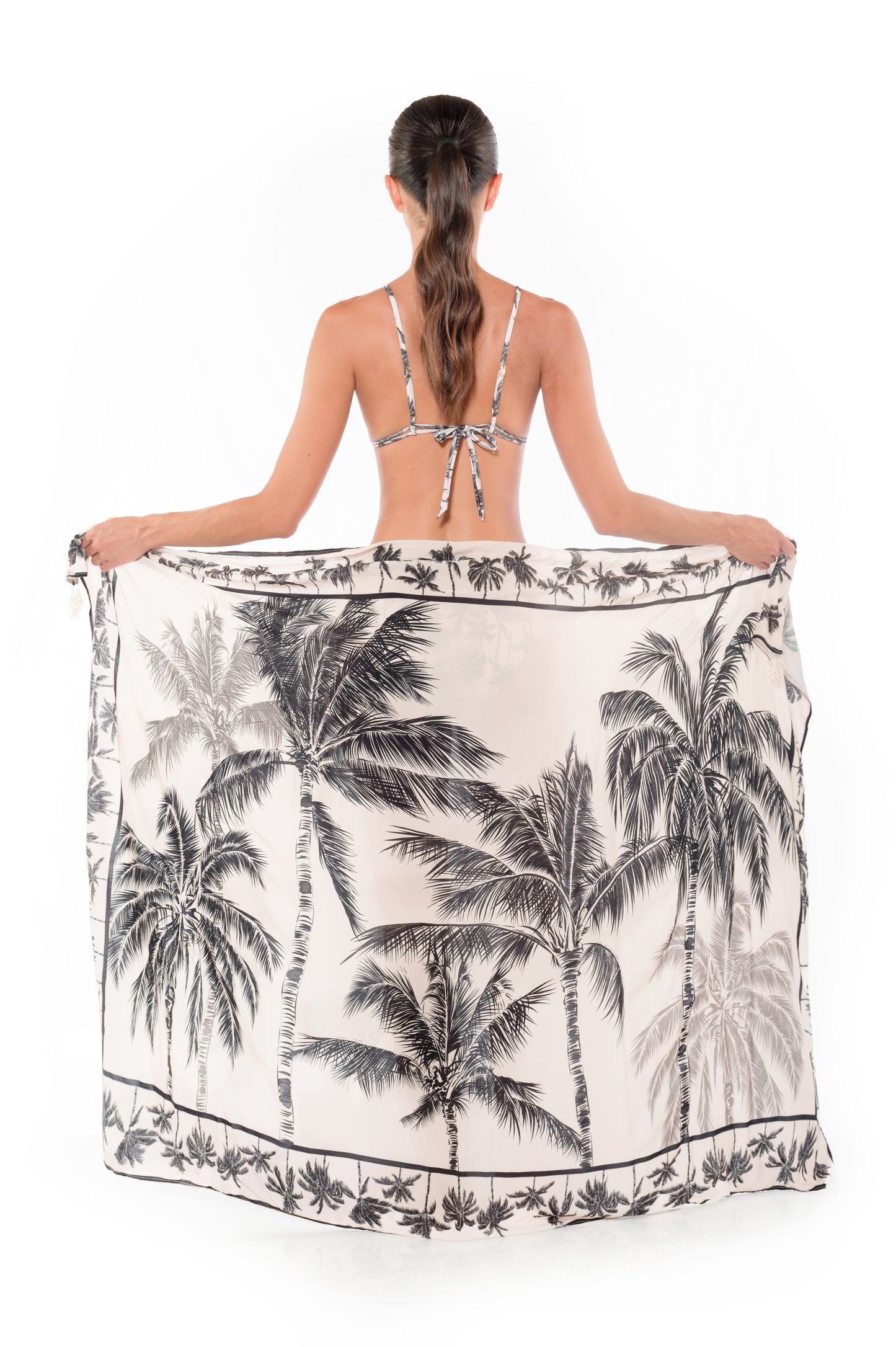 Pareo Touch Black and White